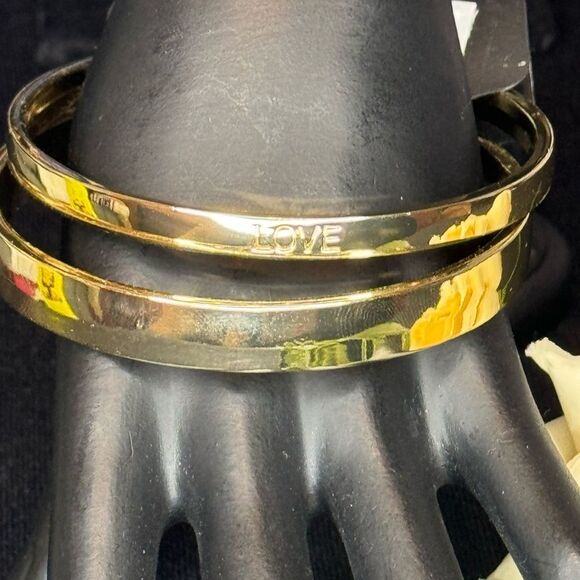 Lane Bryant Set of 2 Gold Bangle Bracelets Love - Picture 2 of 6
